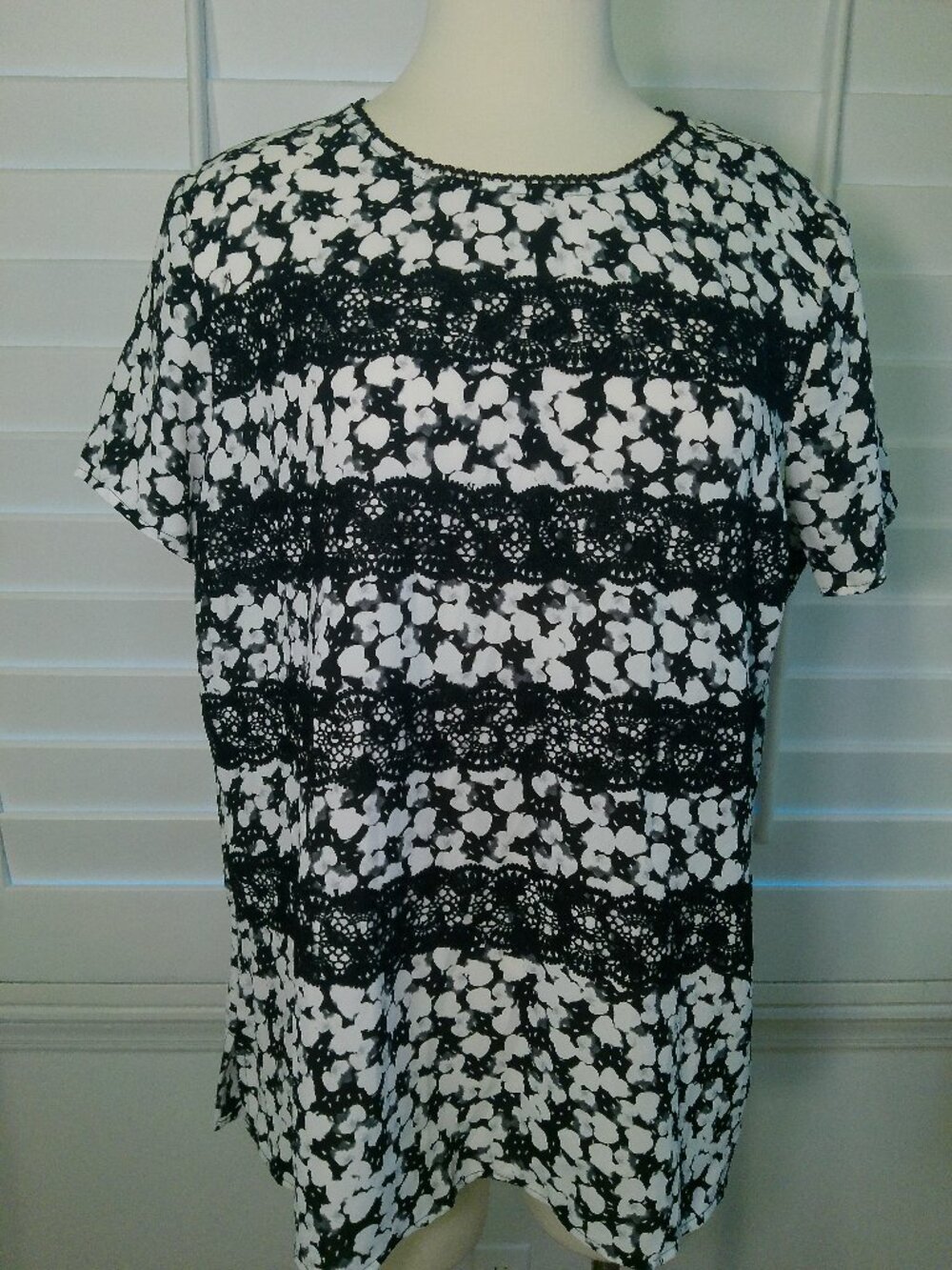 Lace Black White Karl Lagerfeld Women's Blouse Size XL
